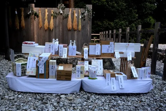 伊雑宮調献式で奉納された品々