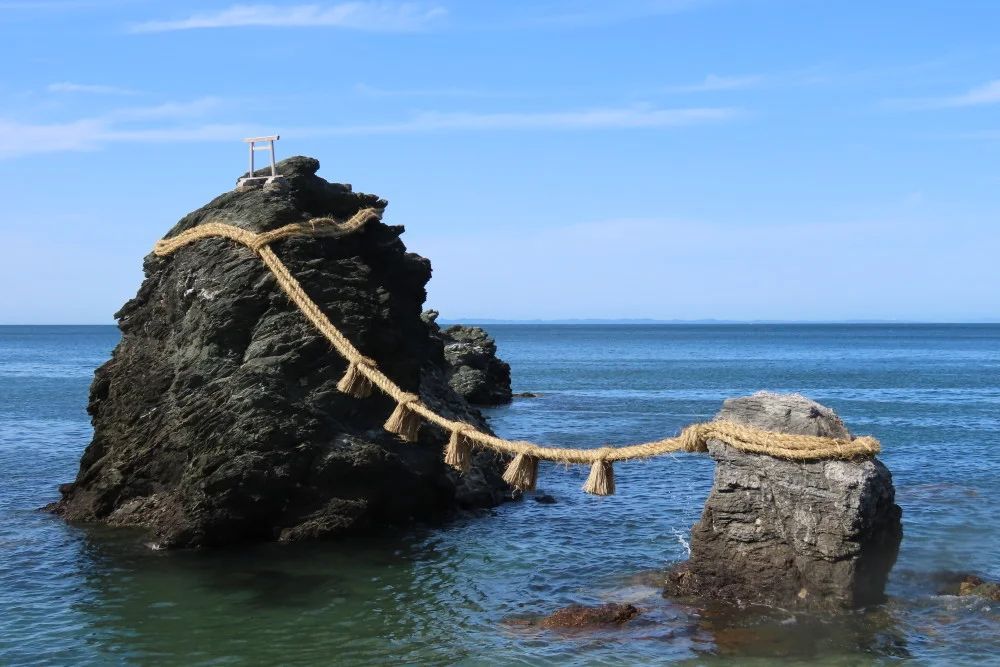 二見浦の夫婦岩