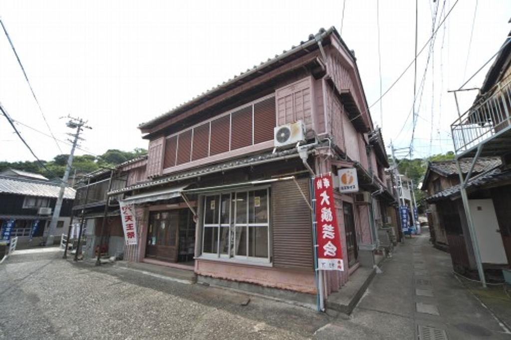 村万商店(坂手島)